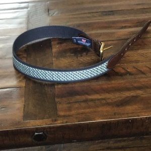 Vineyard vines boys belt size 30